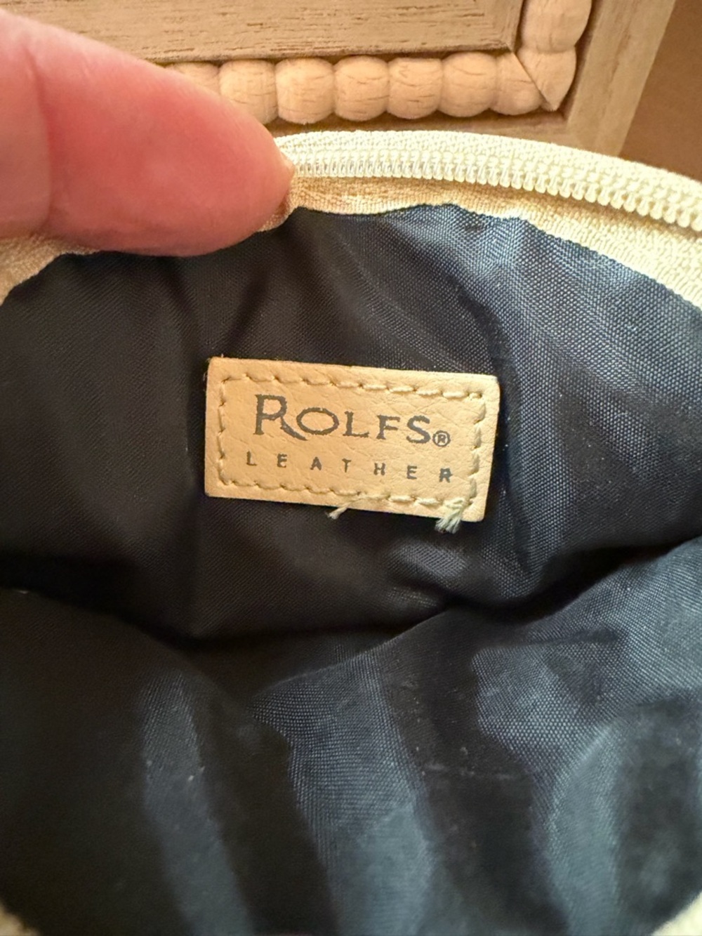 Rolfs Leather Beige Dog Face Coin Pouch Keychain - Picture 4 of 7